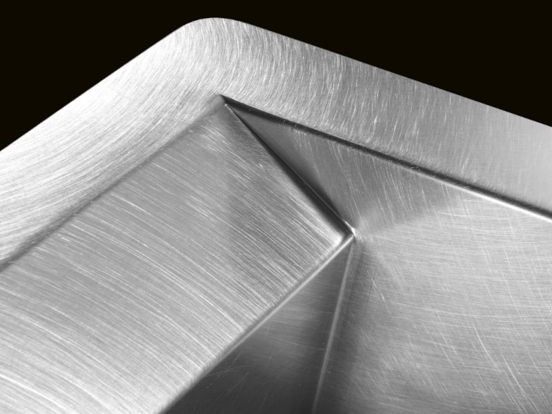 Vintage, das neue Foster-Finish, Finish Vintage-Edelstahl, gebürsteter Edelstahl