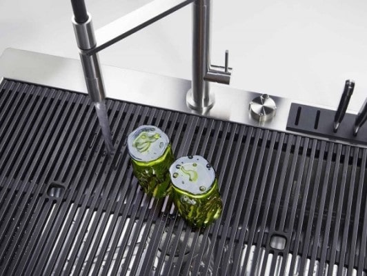 Foster Milano, Kollektion von Spülen, Mischbatterien, Kochfeldern und Backöfen