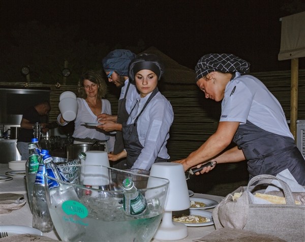 Foster und Zero Barriere präsentieren die luxuriöse Outdoor-Kollektion von Foster