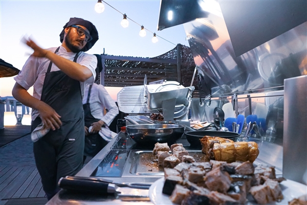 Foster und Zero Barriere präsentieren die luxuriöse Outdoor-Kollektion von Foster