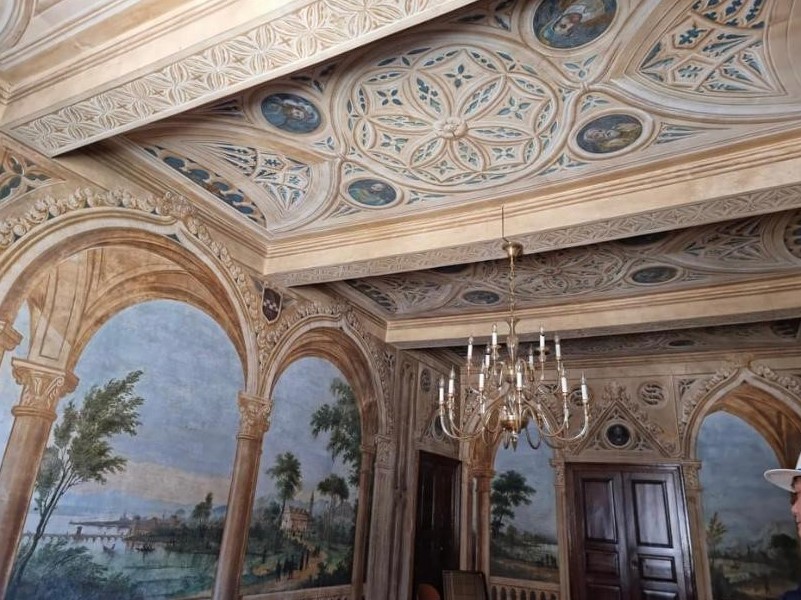 Indonesien begegnet Foster