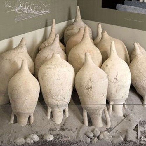 Foster unterstützt die Archäologie