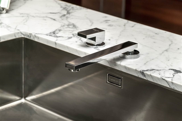 Von Brescello nach Thong Lo