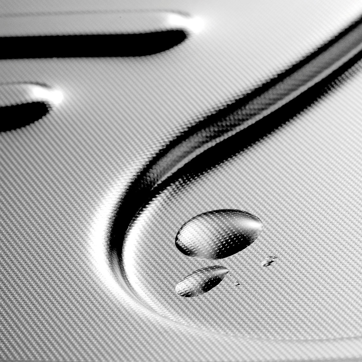 Feine Muster auf Stahl