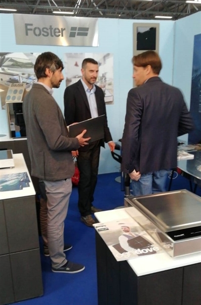 Foster auf der SEATEC in Carrara