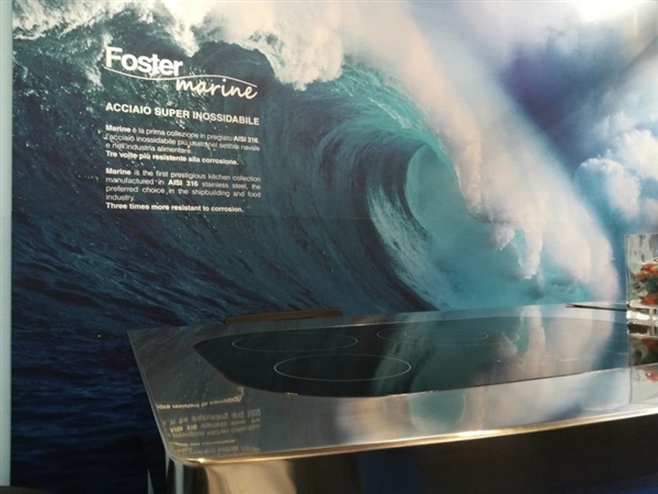 Foster auf der SEATEC in Carrara