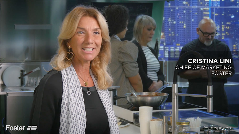 Foster denkt über die Zukunft nach dem Pandemie-Notstand nach