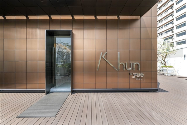 Von Brescello nach Thong Lo